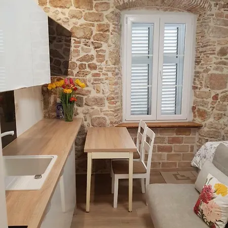 Studio Sunset 자다르